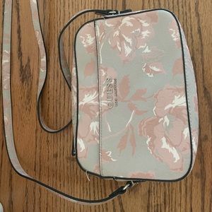 Guess purse